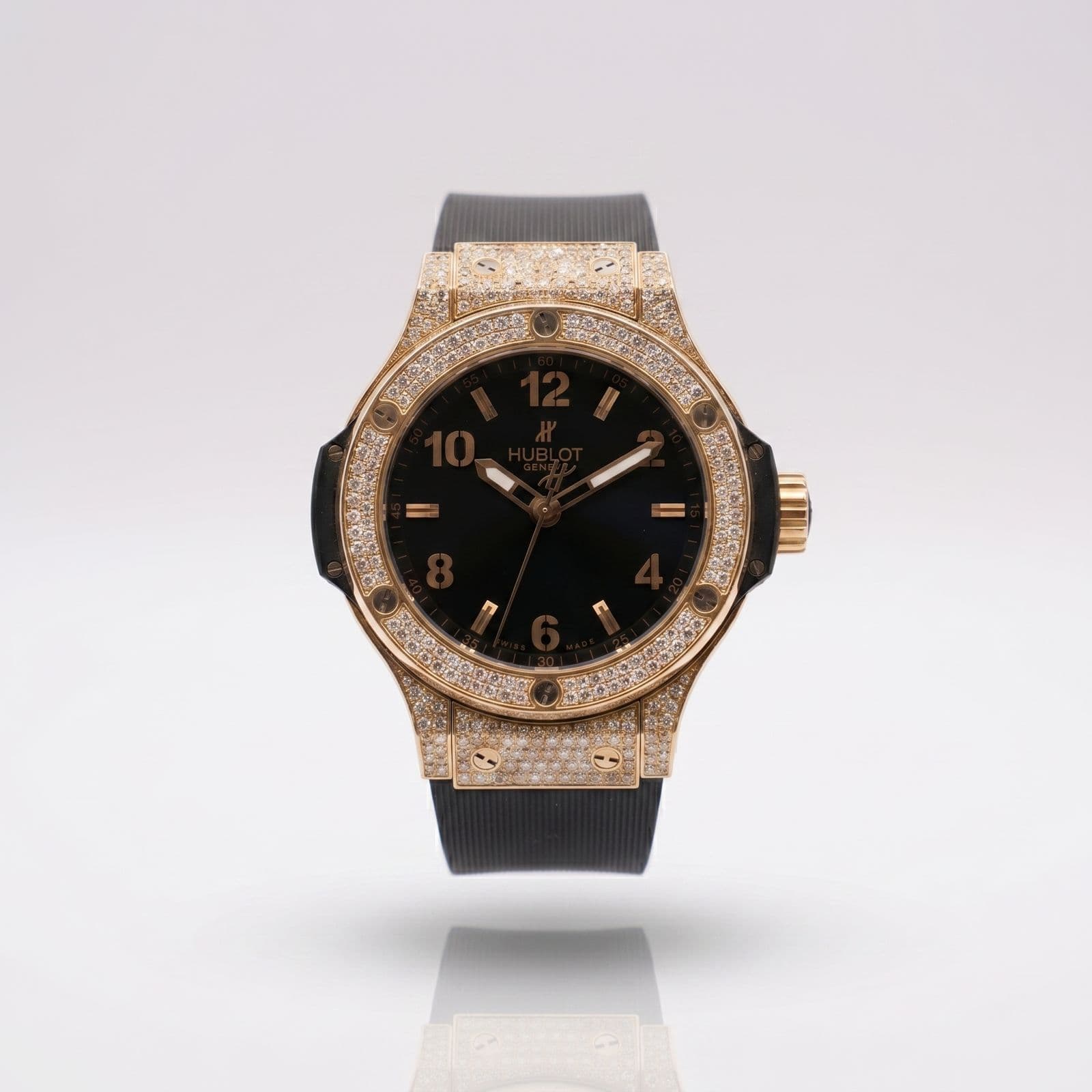 Hublot Big Bang 38 mm (Gold Pavé)